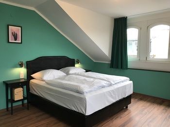 Smarthotel Mystique Self Check-In Бад-Гомбург-фор-дер-Гее Екстер'єр фото