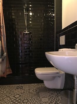 Smarthotel Mystique Self Check-In Бад-Гомбург-фор-дер-Гее Екстер'єр фото