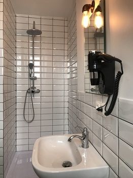 Smarthotel Mystique Self Check-In Бад-Гомбург-фор-дер-Гее Екстер'єр фото